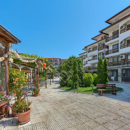 אלניטה Robinson Beach Apartments מראה חיצוני תמונה