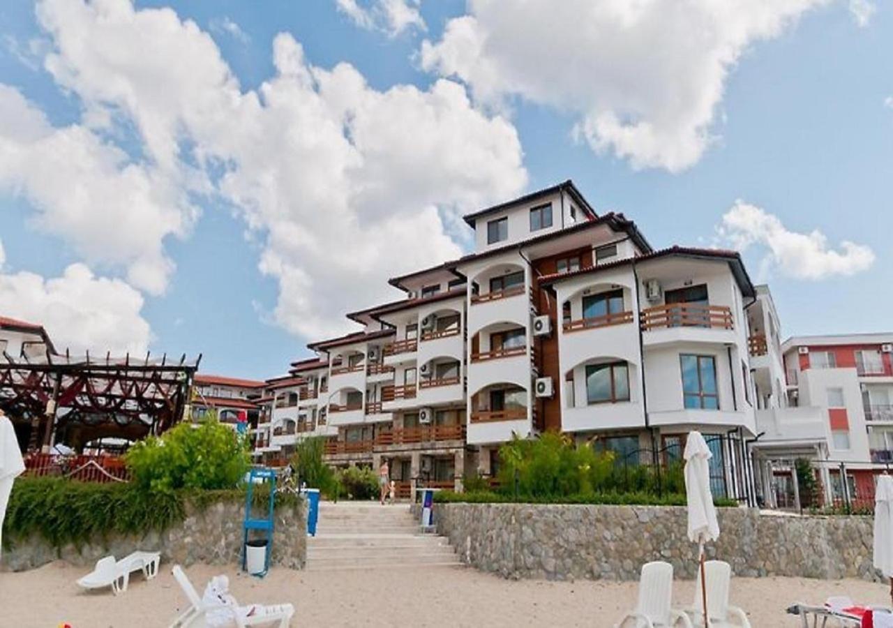 אלניטה Robinson Beach Apartments מראה חיצוני תמונה