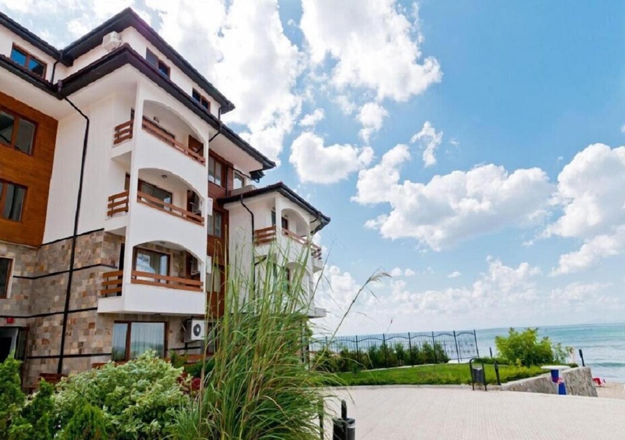 אלניטה Robinson Beach Apartments מראה חיצוני תמונה