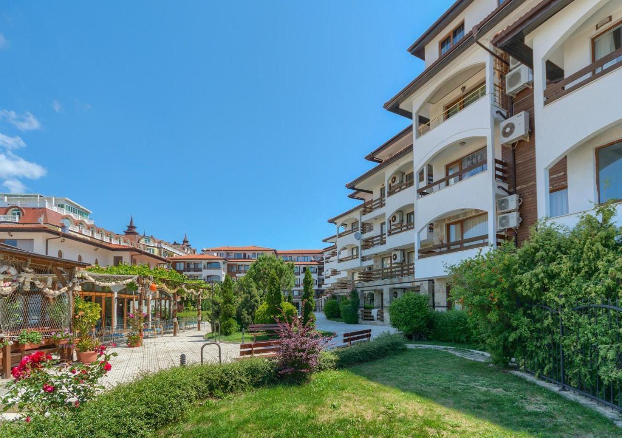 אלניטה Robinson Beach Apartments מראה חיצוני תמונה