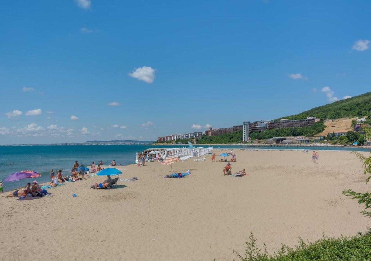 אלניטה Robinson Beach Apartments מראה חיצוני תמונה
