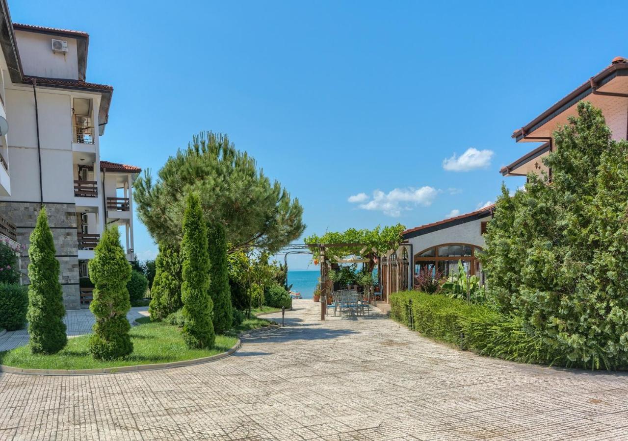 אלניטה Robinson Beach Apartments מראה חיצוני תמונה