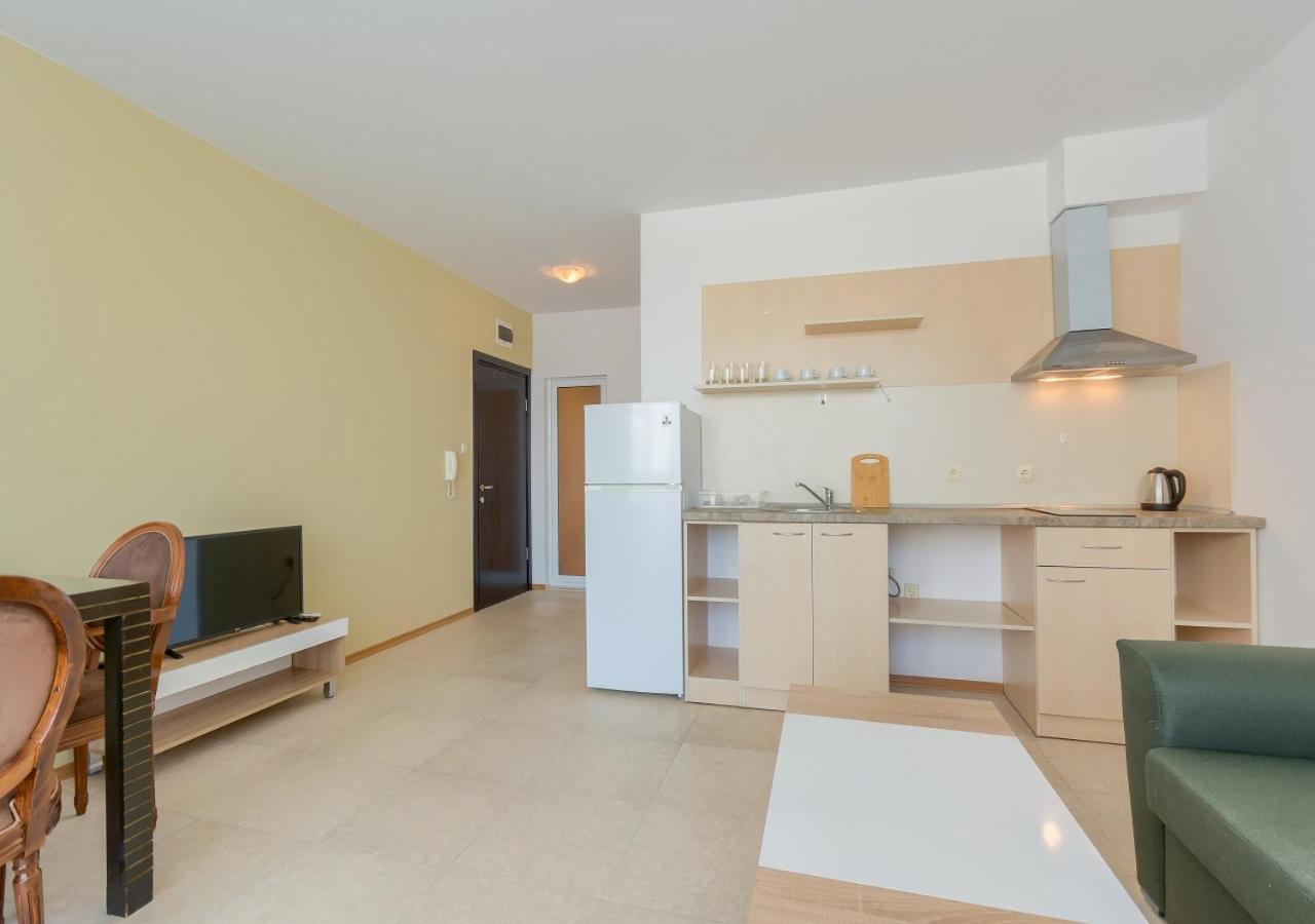 אלניטה Robinson Beach Apartments מראה חיצוני תמונה