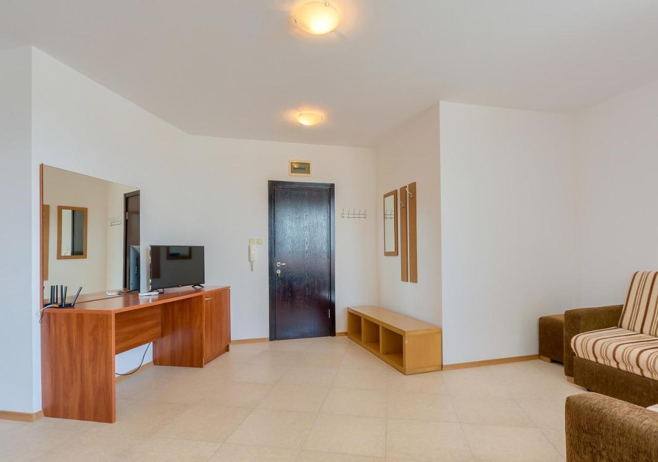 אלניטה Robinson Beach Apartments מראה חיצוני תמונה