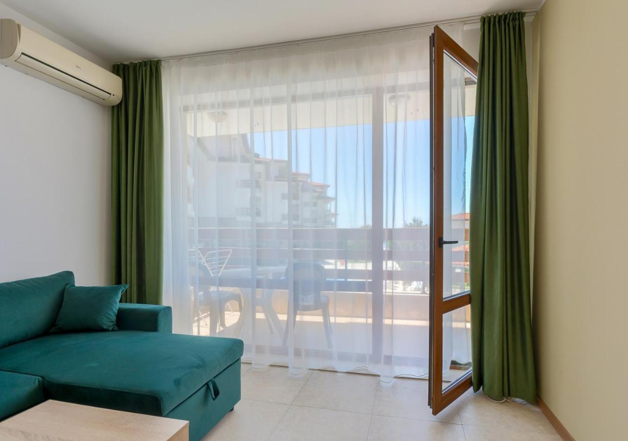 אלניטה Robinson Beach Apartments מראה חיצוני תמונה