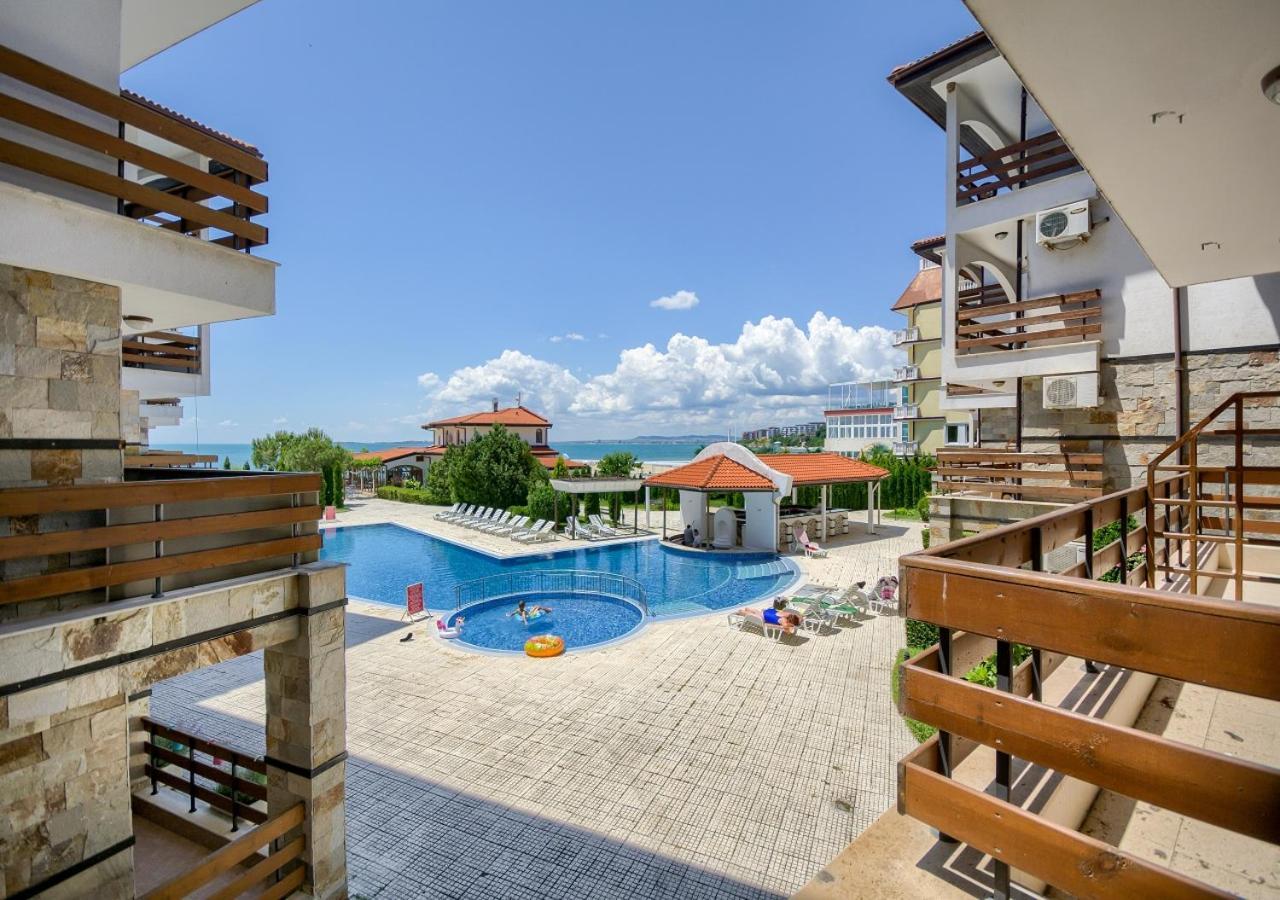 אלניטה Robinson Beach Apartments מראה חיצוני תמונה