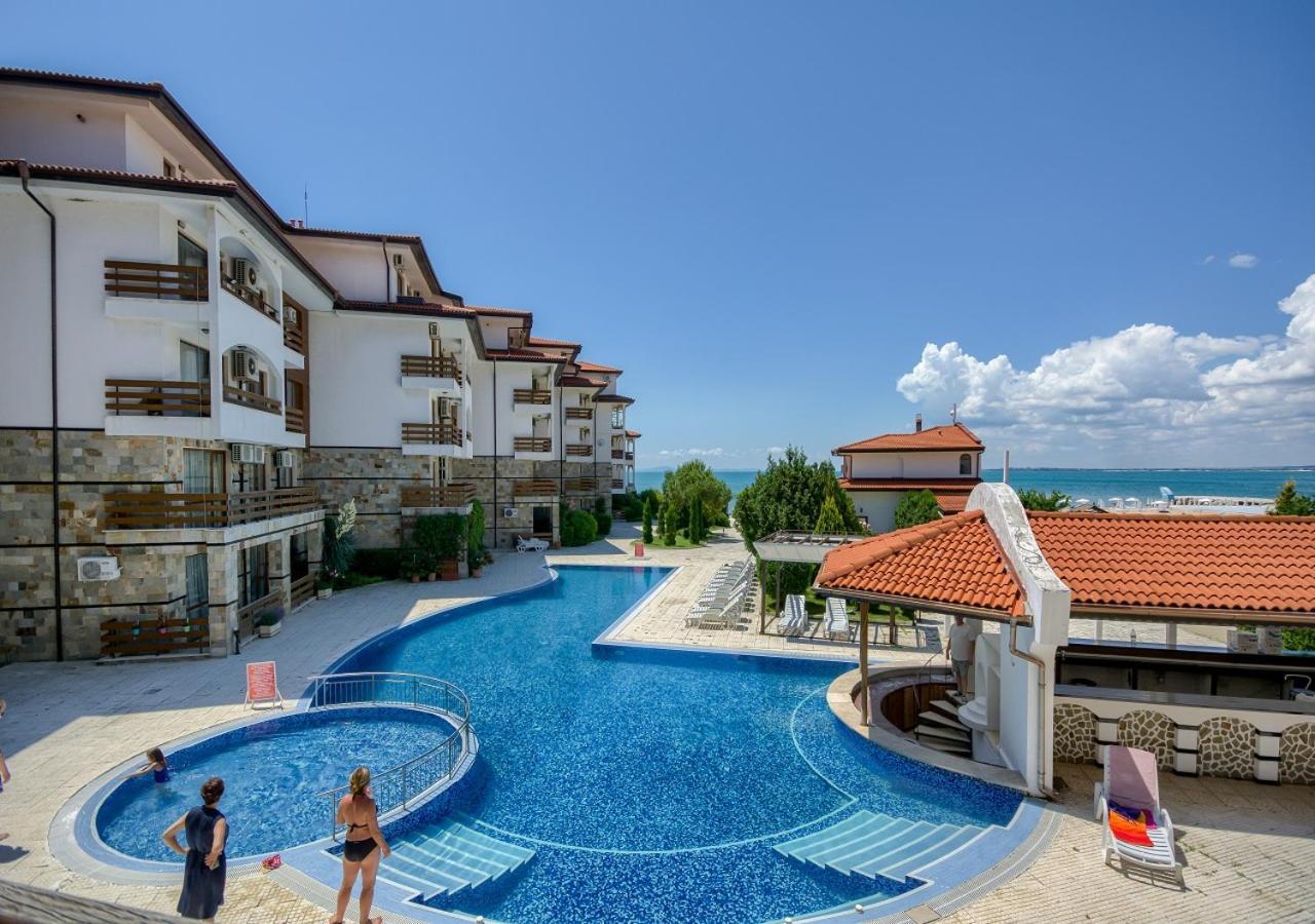 אלניטה Robinson Beach Apartments מראה חיצוני תמונה